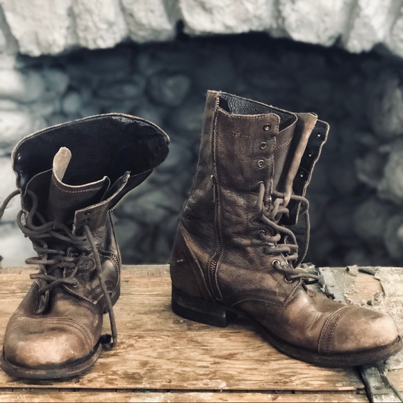 Standard Threads - Picture 5 of 15